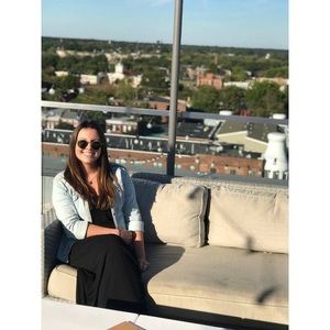 Meet your Posher, Jackie